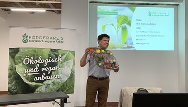 Dr. agr. Johannes Eisenbach vom Förderkreis Biozyklisch-Veganer Anbau