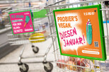 Supermarkt mit Veganuary-Werbung