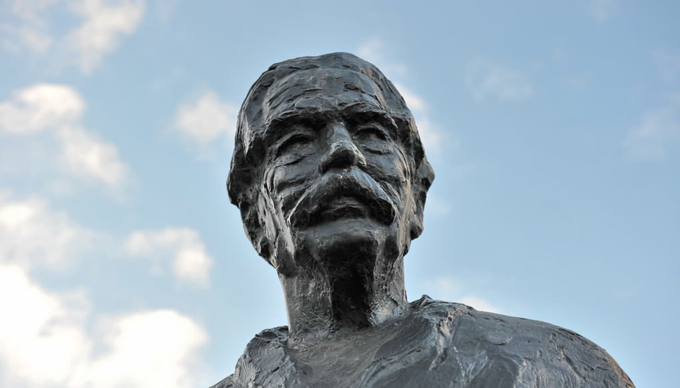 Albert Schweitzer Statue